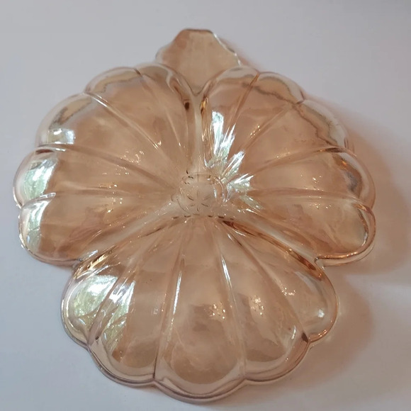 Vintage Jeanette Marigold Carnival Glass 3 Leaf Clover - Picture 2 of 8